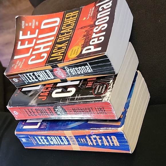 Jack Reacher Book Set - Red, Blue, Black Covers - Picture 1 of 5